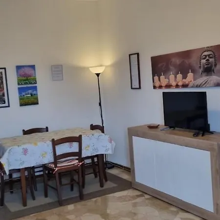 Rosetta Apartment